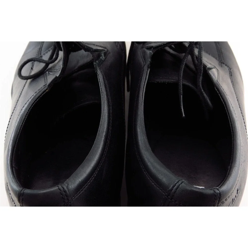 Clarks welcome shoe